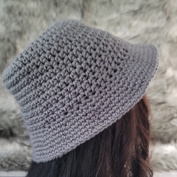 Gray Knit Women's Hat - Picture 8 of 14